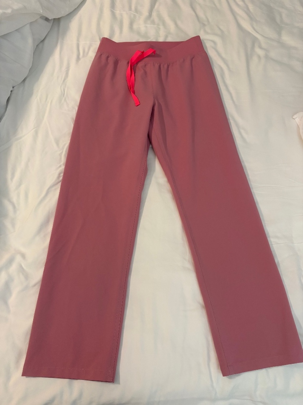 XSP Chalk Pink High Waisted Livingston - Petite Basic Scrub Pant
